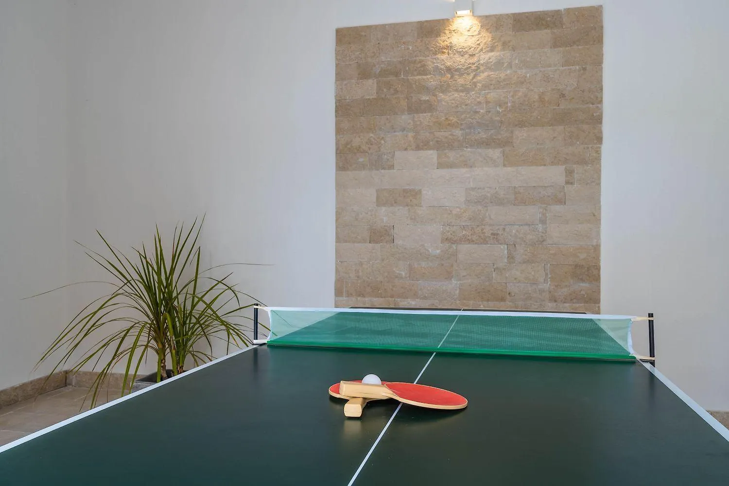 Villa Mit Salzwasserpool, Billard, Tischtennis Und In Strandnaehe Pula